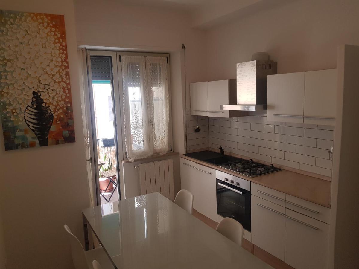 폴로니카 New House 아파트 외부 사진